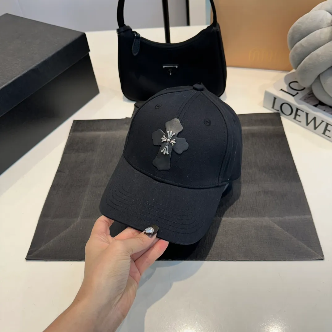 P56 Crow Heart baseball cap, retro peaked cap, head circumference 57.cm
